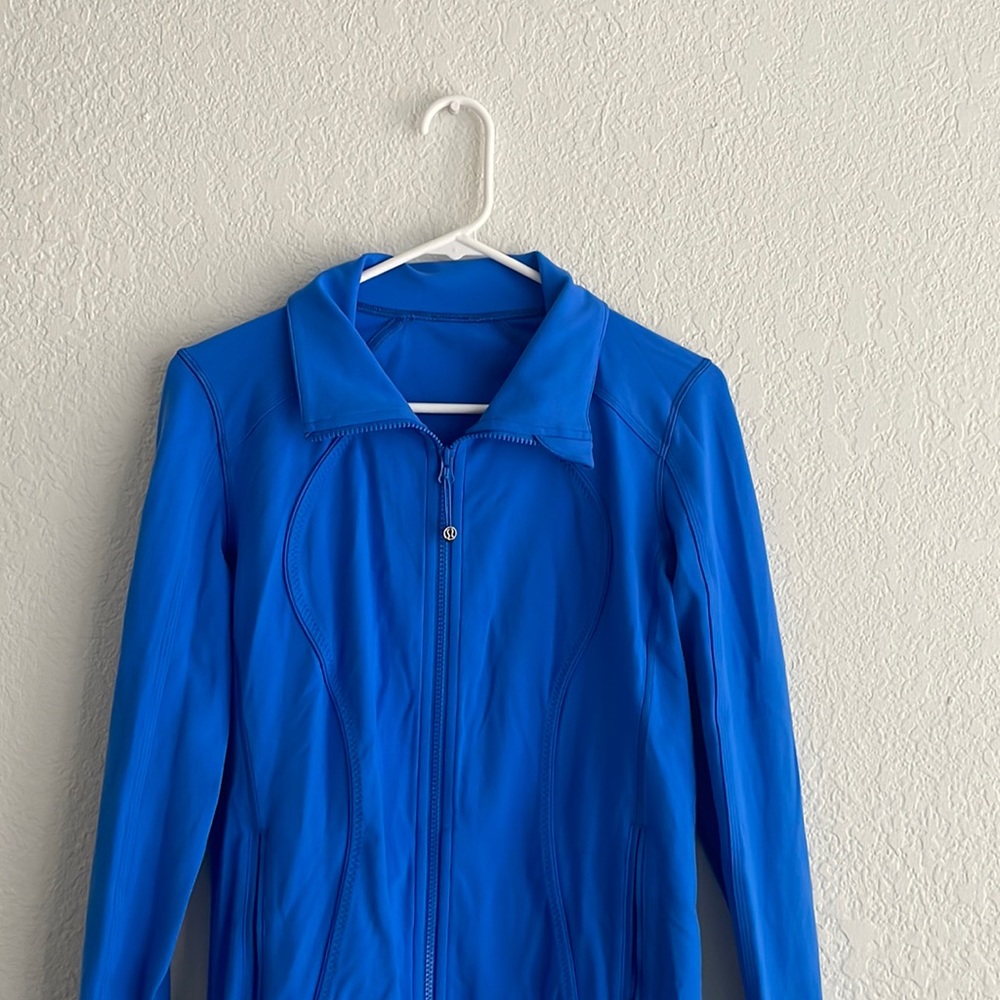 lululemon zip up